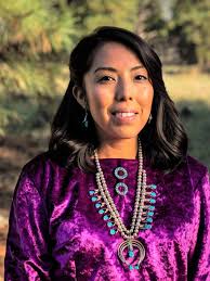 𝗣𝗿𝗲𝘀𝗶𝗱𝗲𝗻𝘁 𝗡𝘆𝗴𝗿𝗲𝗻 𝗘𝘅𝗽𝗹𝗼𝗿𝗲𝘀 𝗭𝗲𝗿𝗼-𝗖𝗼𝘀𝘁  𝗪𝗲𝗹𝗹𝗻𝗲𝘀𝘀 𝗣𝗿𝗼𝗴𝗿𝗮𝗺 𝘁𝗼 𝗦𝘂𝗽𝗽𝗼𝗿𝘁 𝗡𝗮𝘃𝗮𝗷𝗼  𝗡𝗮𝘁𝗶𝗼𝗻 𝗘𝗺𝗽𝗹𝗼𝘆𝗲𝗲𝘀 WINDOW ROCK — Navajo Nation President Buu  Nygren met with Kelly Wood, founder of Thrive ...