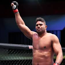 Find the perfect alistair overeem stock photos and editorial news pictures from getty images. Alistair Overeem Returns To Kickboxing Signs Multi Fight Deal With Glory Bloody Elbow