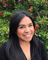 Kara Schmitt's Instagram, Twitter & Facebook