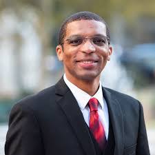 Brian Bieker's Instagram, Twitter & Facebook