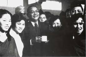 What was it like in the early years after merdeka? Tunku Abdul Rahman Announces Malaya Impending Independence At Kirkby College