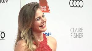 Choose an adventure below and discover your next favorite movie or tv show. Berlin Berlin Star Felicitas Woll Beruhrendes Selfie Mit Ihrem Kleinen Bruder Der Am Down Syndrom Leidet Bunte De