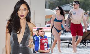 Johnny manziel isn't the only member of his family making headlines this week. Johnny Manziel Breaks His Silence Over Split With Model Wife Bre Tiesi Daily Mail Online