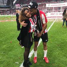 The website contains a statistic about the performance data of the player. Donyell Malen Wiki 2021 Girlfriend Salary Tattoo Cars Houses And Net Worth
