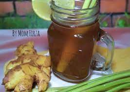 Masukkan air ke wadah lalu panaskan dengan api sedang, kemudian geprek jahe dan serai. Resep Wedang Jahe Sereh Lemon Dan Madu 120 Oleh Ati Agus Sapto Mom S Firza Cookpad