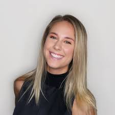 Emily Iverson's Instagram, Twitter & Facebook