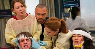 Also known as les revenants, this is one of the best genre tv shows of the decade in any language. Ranking Tv S Best Medical Dramas Rotten Tomatoes Movie And Tv News