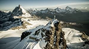Das berichtete der alpine rettungsdienst. Hochste Alpenquerung Neue Seilbahn Wird Zermatt Mit Italien Verbinden News Srf