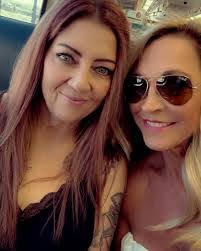 Krista Dunn's Instagram, Twitter & Facebook