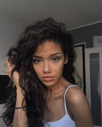 957 x 1300 jpeg 175 кб. Curly Hair Brunette Girl Aesthetic Novocom Top