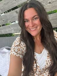 Shelly Daigle's Instagram, Twitter & Facebook