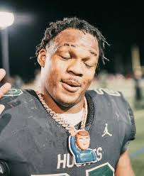 Travis Franklin Jr🥷🏾 (@TurnUpTravis)