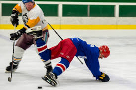 The world's oldest ice hockey player skates