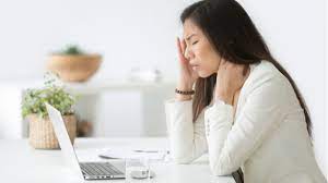 Ibu hamil yang memiliki riwayat maag akan mengalami mual dan muntah ketika kehamilan, namun mual dan muntah itu bukan murni dari gejala morning sickenss. Penyebab Pusing Dan Mual Serta Cara Menyembuhkannya