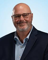 Institutions & Financial Team