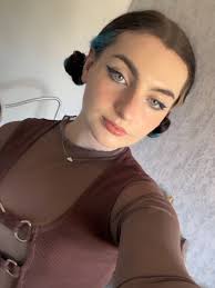 the comment section is about to get juicy... 👀🤍 #metaltok #smallartist  #femaleartist #metalcore #altmusic