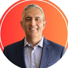 Ten years ago today I run in NY the last of my seven marathons. There are  some lessons I learned running long distances that I apply to my work and  would like