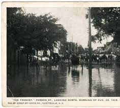 Fayetteville Flood Of 1908 Person St Looking Towards The Market House Photo Fayetteville Nc Vintage Photos