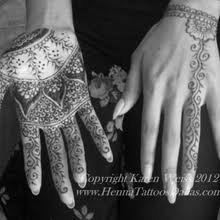 Generally speaking though, 4 hours is a good figure to start with, given 1 bride (2 palms & forearms) + 6 brides maids (2 palms ea.) learn more. Henna Tattoos Dallas In Dallas Texas 972 661 3092