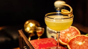Les Cocktails De Noel De Nos Experts Et Mixologues Zeste Qu'ils soient avec ou sans alcool, ces cocktails découvrez des recettes de cocktails originaux à base de champagne ou parfumés aux douces. les cocktails de noel de nos experts et