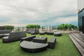 Refreshing cocktails coupled with panoramic city views can be enjoyed at the deck rooftop bar. The Lawn Picture Of Weil Hotel Ipoh Tripadvisor