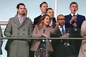 View @frau_murray's profile on twitter. Andy Murray Von Prinz Charles Zum Ritter Geschlagen Tennisnet Com