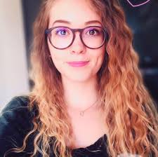 Lea Chipie - Free pics, galleries & more at Babepedia