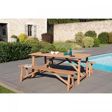 La table d'extérieur est la pièce maîtresse qui compose votre salon de jardin. Ensemble Table Chaise 3 Suisses