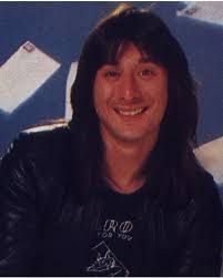 Steve has one of the most infectious laughs I've ever heard! Along with  that golden voice of his, he's unbeatable. 🎵