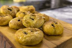 · date and walnut loaf is a really easy, low fat and delicious traditional scottish teatime cake. Eccles Cakes Are A Teatime Classic James Recipe Is Made With Currents And All Spice And Involves Grating The Eccles Cake James Martin Recipes Currant Recipes