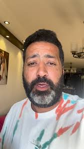 +18 , #a_minute_with_ragy