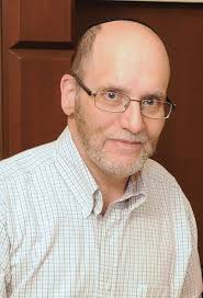 Judicial Restraint and Judicial Activism: Risman, Mr. Brian A.:  9781539413684: Amazon.com: Books