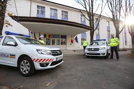 Suntem mai aproape de fiecare membru al comunității prin promovarea conceptului de poliție comunitară! Jaf Ca In Filmele De Comedie In Curtea PoliÈiei Locale Sector 3 HoÈii Au Spart Peste 30 De MaÈini Exclusiv