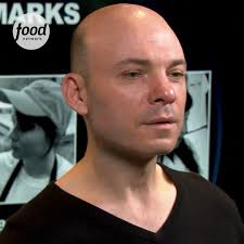 This baker THROWS a wedding cake at customers after they disagree