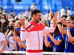 World number ones and defending champions novak djokovic and naomi osaka have been named the top seeds for the us open which starts on monday in new. Naomi Osaka Crisis Sends French Open Reeling As Novak Djokovic Rafael Nadal Begin Bids Naomi Osaka S Battle With Depression The Economic Times