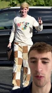 Gordon Dye's Instagram, Twitter & Facebook