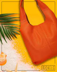NICKELS - През лятото носи чанти, които са със светли и ярки цветове. По  този начин ще съчетаеш чантата с по-светлите дрехи, носени през сезона. 😉  P.S. Колко харесваш светли чанти? Сподели
