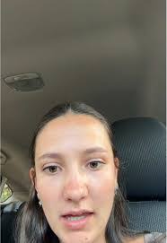 Eve Vang's Instagram, Twitter & Facebook