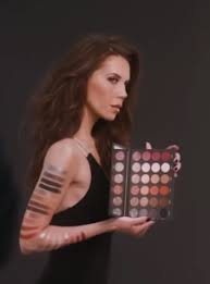 Wir haben spass an mode und sind für sie immer up to date! New Makeup Brand Announcement Tati Beauty Beautybrainsblush
