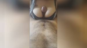 Die riesigen Titten der vollbusigen arabischen Schönheit in einem  hausgemachten POV-Pornovideo werden von einem großen Schwanz bei einem  Tittenfick zusammengedrückt und versohlt, was zu einem Cumshot führt. -  Videos - djav tube