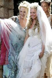 Das War Eine Inspiration Fur Mich Von Dem Tag An Als Ich Anfing Uber Meine Hochzeit Nachzuden Movie Wedding Dresses Mamma Mia Wedding Dress Mamma Mia Wedding