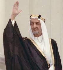 مقولة الملك فيصل رحمه الله نحن أصفى من العسل الصافي لمن أراد صداقتنا ونحن السم الزعافي لمن أراد أن يعكر صفوفنا king faisal saudi men saudi arabia culture