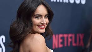 This connection, as de la reguera told decider, came as naturally for her character on the show as it did to her in real life. Ana De La Reguera Goliath