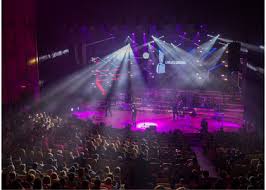 Orchestrele si corurile radio vor sustine concerte aniversare, pe 1 si 3 noiembrie 2017, dedicate aniversarii a 89 de ani. Aplauze La ScenÄƒ DeschisÄƒ Pentru PremianÅ£ii Galei Premiilor Muzicale Radio Romania EdiÅ£ia A Xv A Radio Romania Muzical