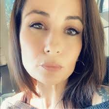 Melissa Parker's Instagram, Twitter & Facebook