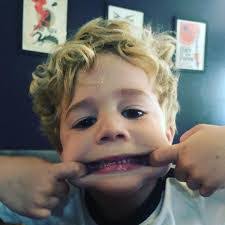 Allison Seale's Instagram, Twitter & Facebook