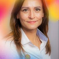 Rita Molnar's Instagram, Twitter & Facebook