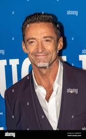 New York, Stati Uniti. 10th Feb 2022. Hugh Jackman partecipa alla serata di  apertura di "The Music Man" a Broadway al Winter Garden Theatre di New York  City. Credit: SOPA Images Limited/Alamy