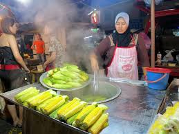 Saya amat kagumi usaha skuad jejak asnaf baitulmal maiwp. Johor Bahru Pasar Malams Night Markets Johor Kaki Travels For Food
