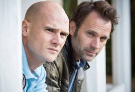 Tim et chloé forment un couple inhabituel, qui vit en marge. La Promesse De L Eau Un Telefilm Inedit Avec Nicolas Gob Et Thomas Jouannet A Decouvrir Le 30 Aout Sur France 3